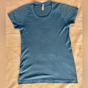 Lululemon Women’s Swifly Tech Short-Sleeve Shirt size 6